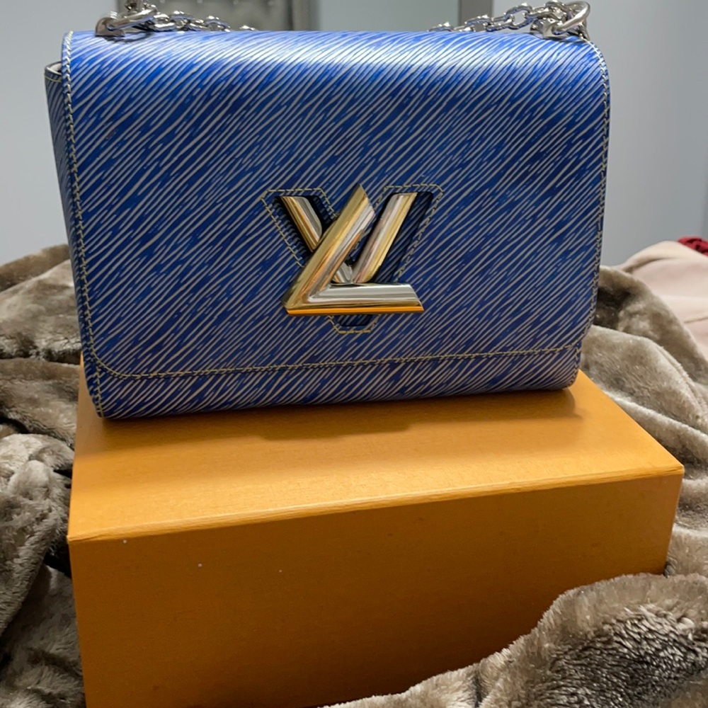 Louis Vuitton purse
